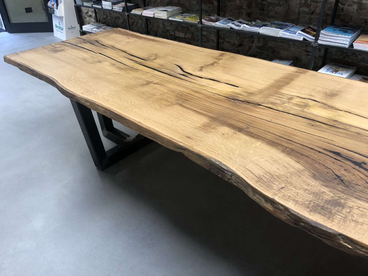 Spunti per scegliere un tavolo in legno massello