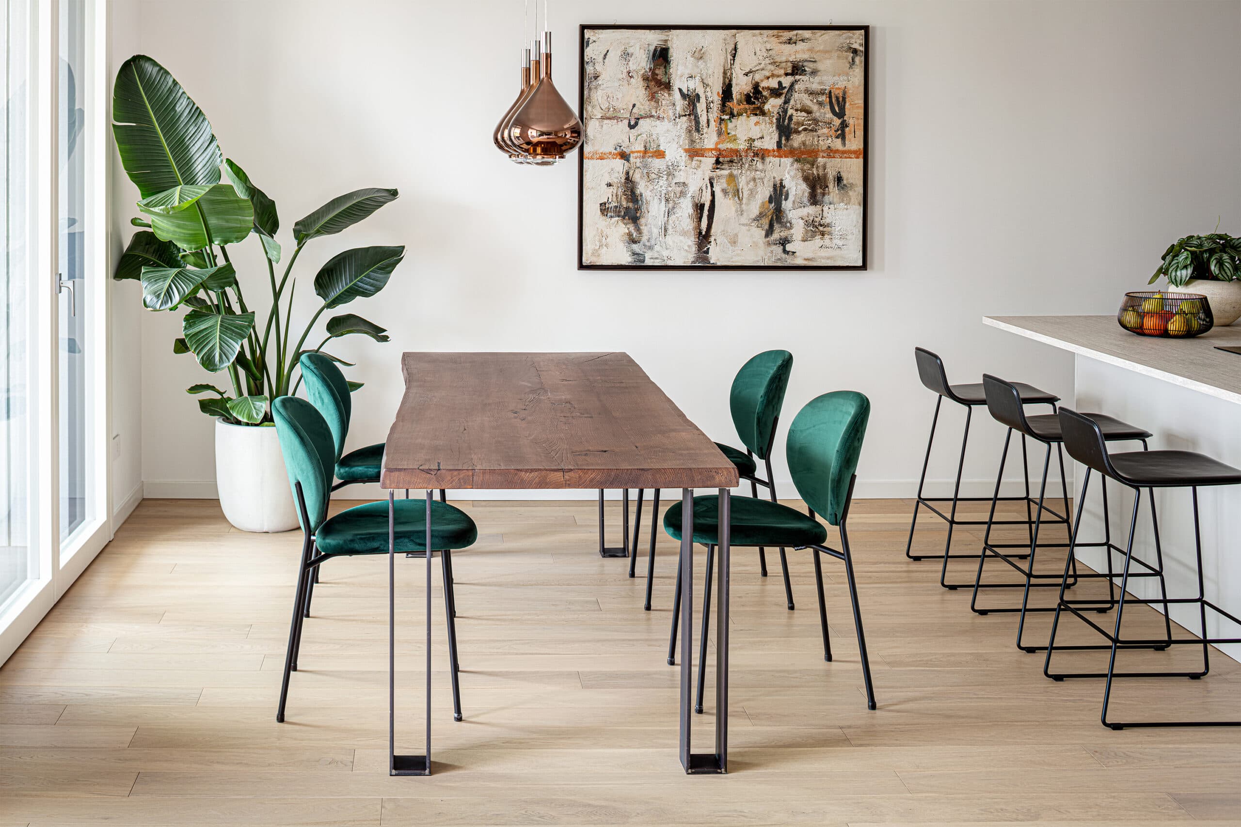 Which solid wood to choose for the table