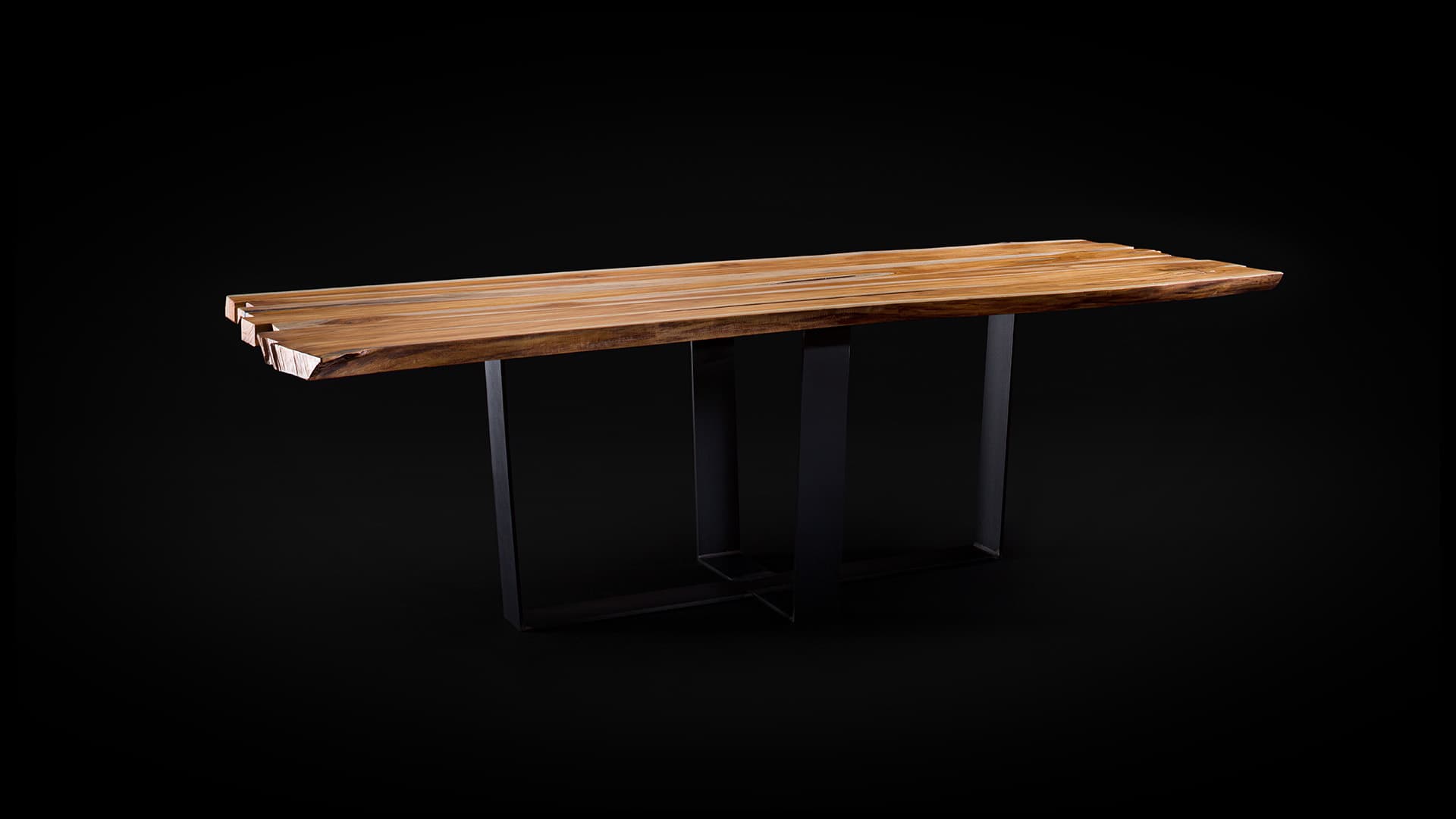 Tavolo in essenza di teak selvatico