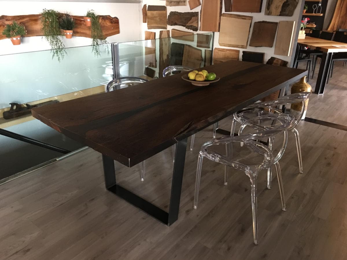 La versatilità del legno massello: un materiale per tanti stili