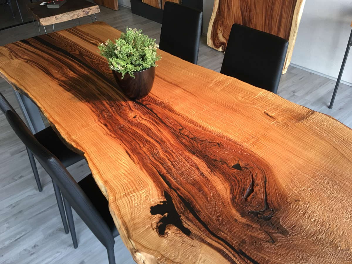 Perché scegliere il legno massello: i pregi