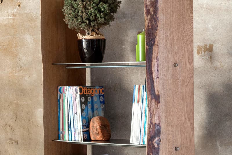 Il legno massello per la tua libreria