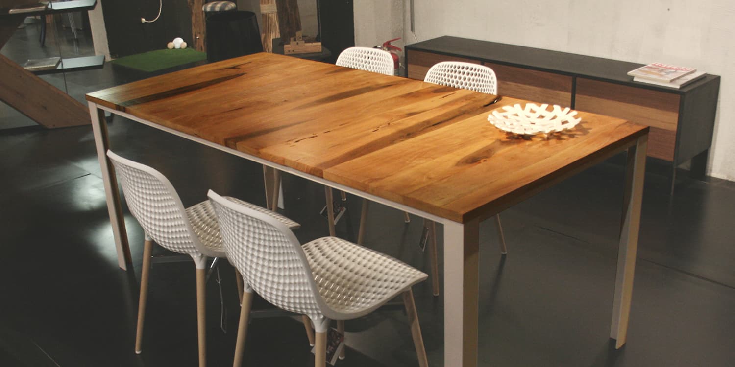 Come arredare con un tavolo in legno massello