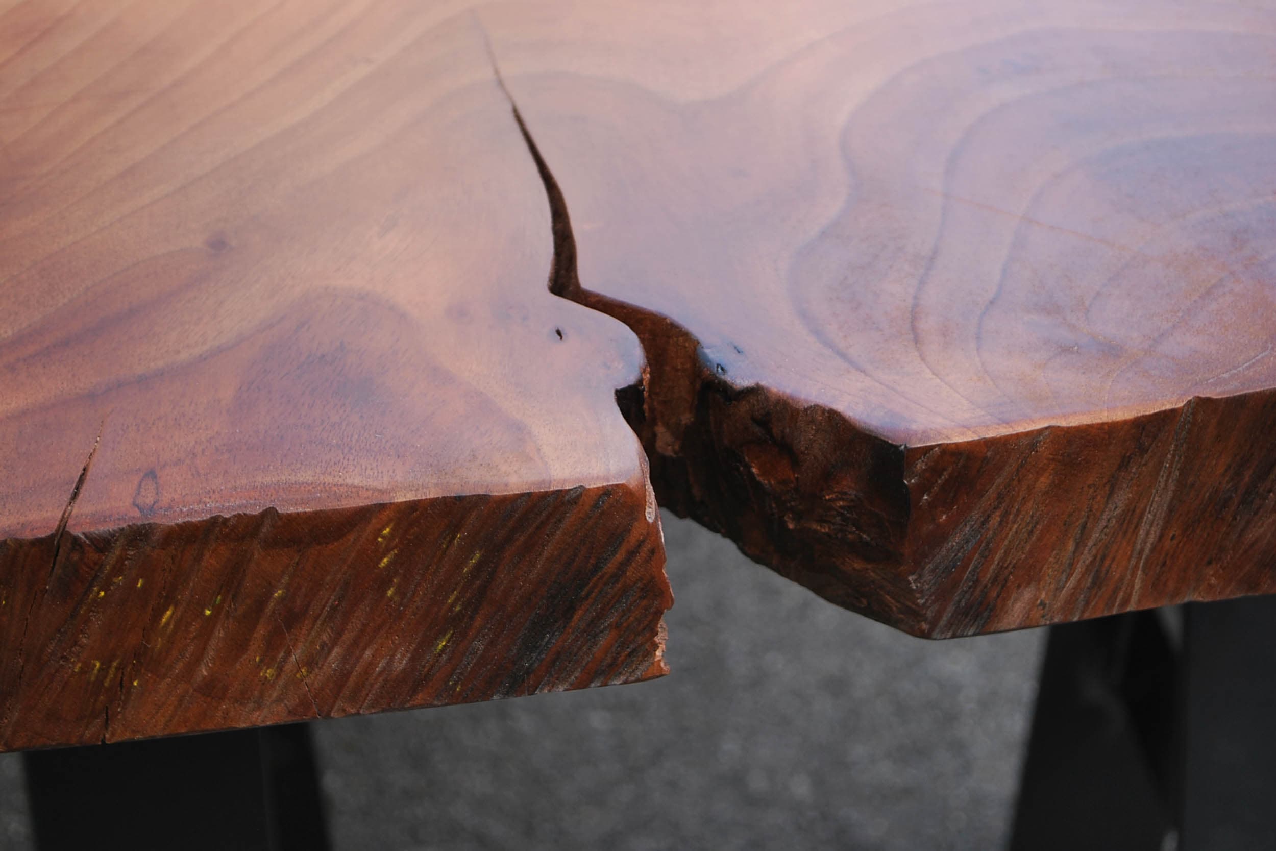 Impregnanti, vernici o smalti: quali scegliere per il legno?