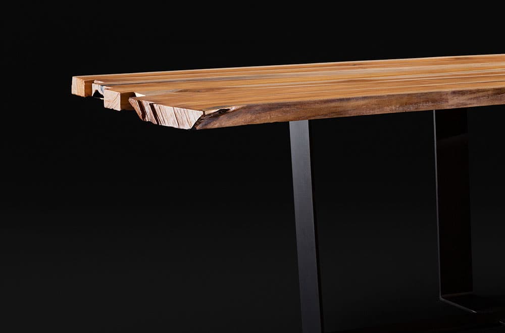 Tavolo in essenza di teak selvatico