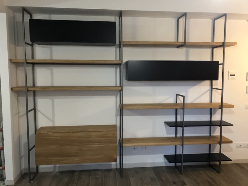 Librerie in legno massello artigianali per un arredo moderno