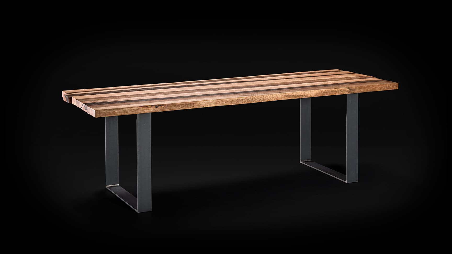 Assembled table in wild oak wood