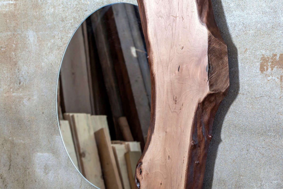 La tavola in legno massello: una forma, tante funzioni