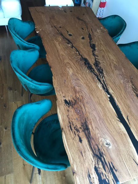 tavolo in legno massello