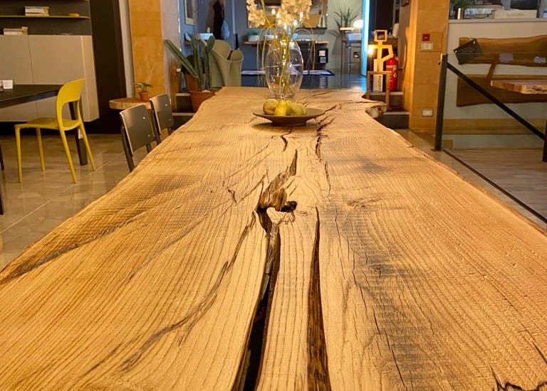 Rovere o noce per un tavolo in legno artigianale?