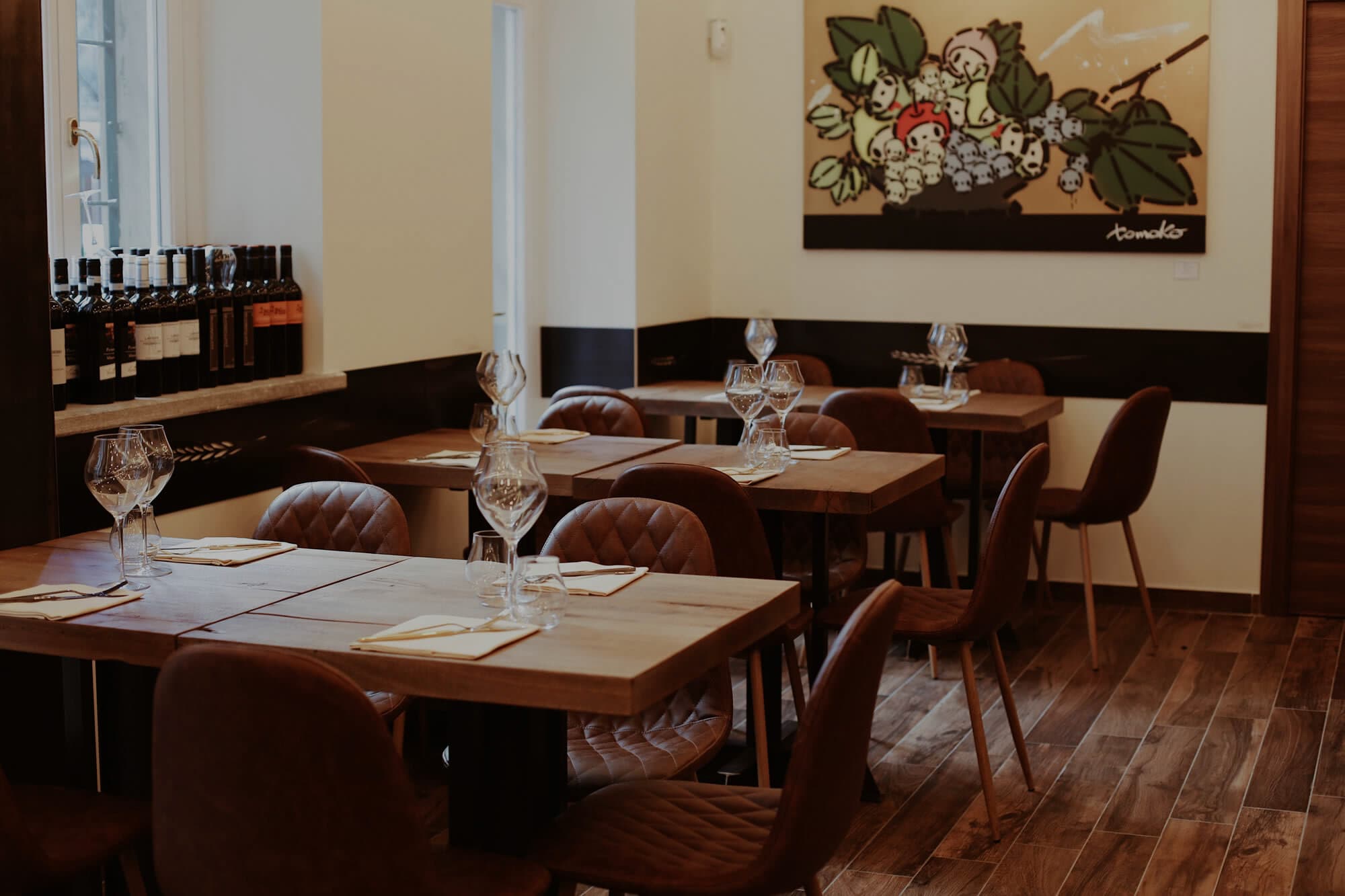 Modernity and craftsmanship, raw beech for the Officina del Riso in Milan