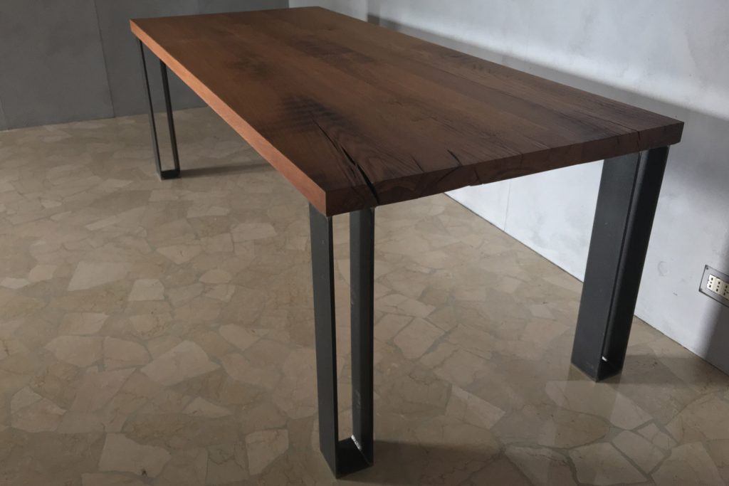 tavolo artigianale su misura rovere