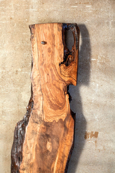 legno olivo per mobili