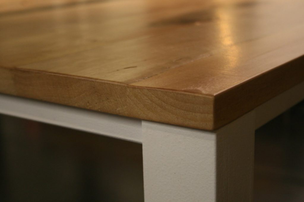 vernici per legno massello