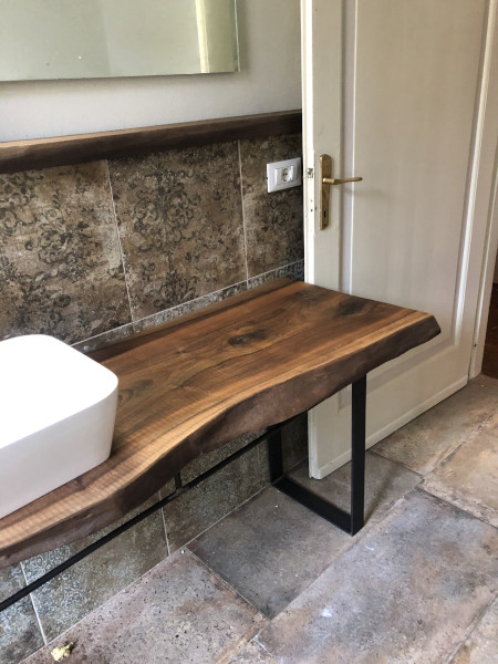 legno massello in bagno