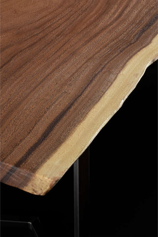 tavolo in legno di amber